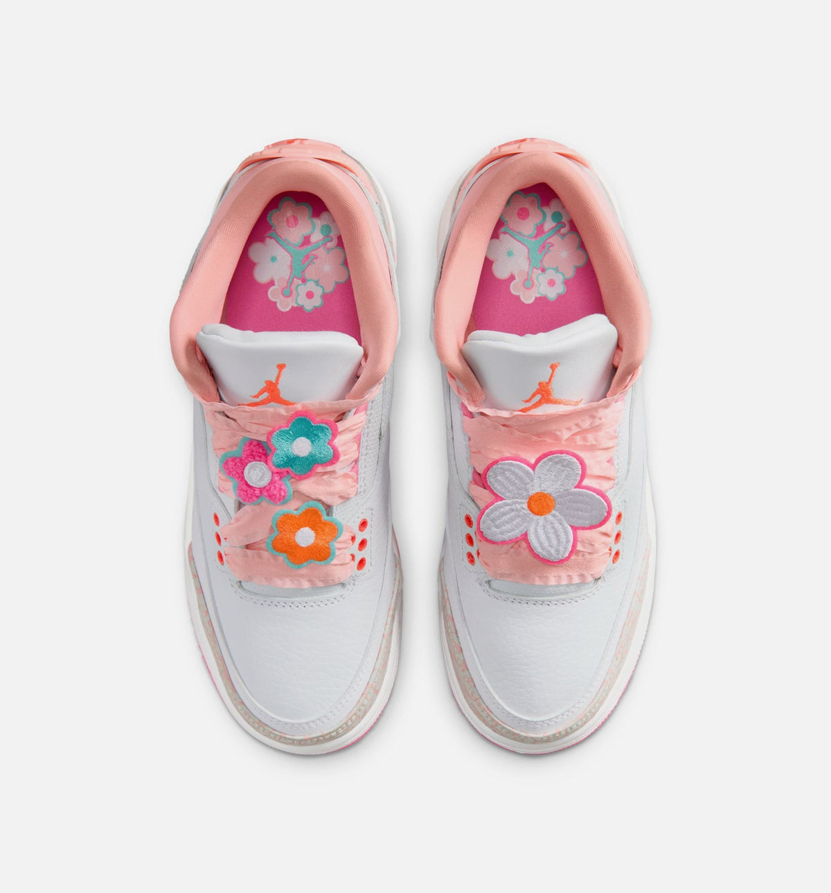 Air Jordan 3 Retro Spring Flowers – Grade School Lifestyle Shoe in Pearl Pink/Pink Bloom/Pink Glow/Hyper Orange