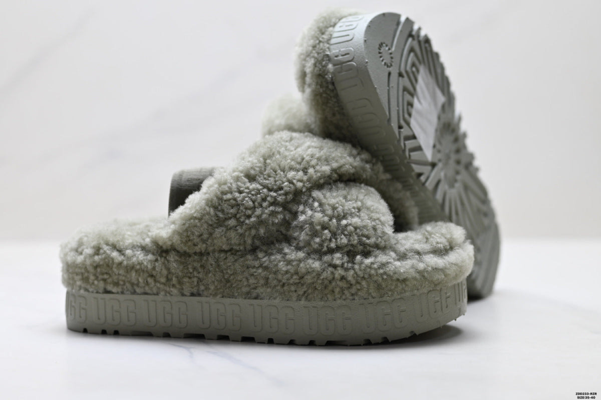 UGG Slipper Evolution Fluffy Platform Slides