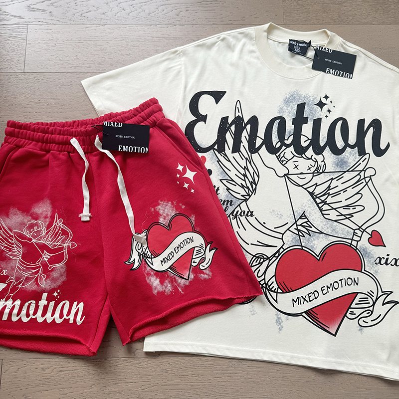 MIXED EMOTION White/Red Graphic T-Shirt & Shorts Set