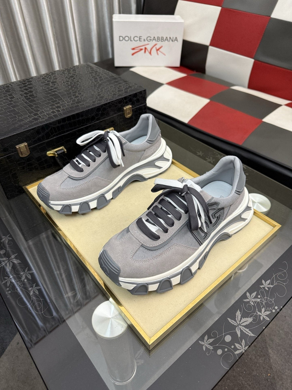 Dolce & Gabbana Men's Gray Lace-Up Sneakers