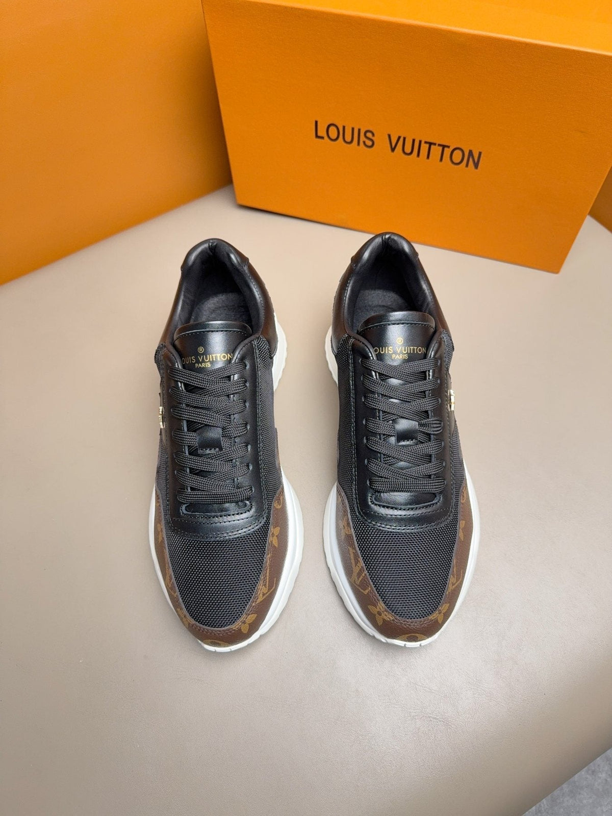 Louis Vuitton Patterned Low-Top Sneakers