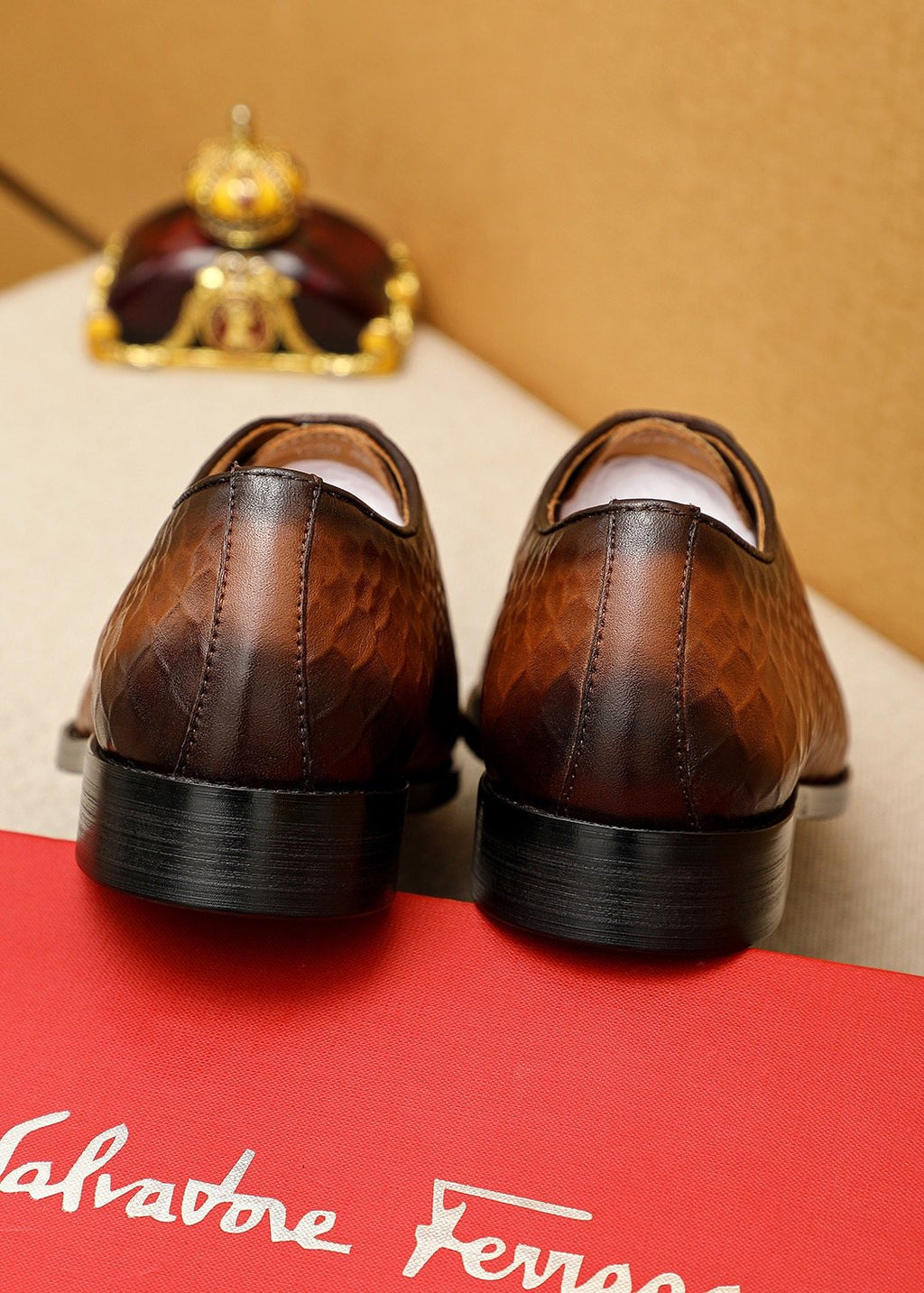 Ferragamo Men's Textured Lace-Up Dress Shoes